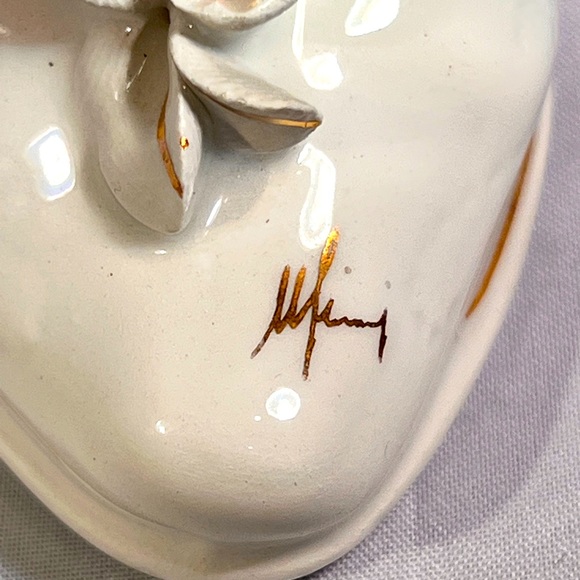 Miniature Collectable Porcelain Shoes Vintage Signed - Picture 4 of 14